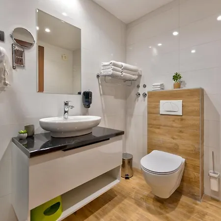 Buzzstays - Spa & Wellness - Privately Managed * Zlatibor