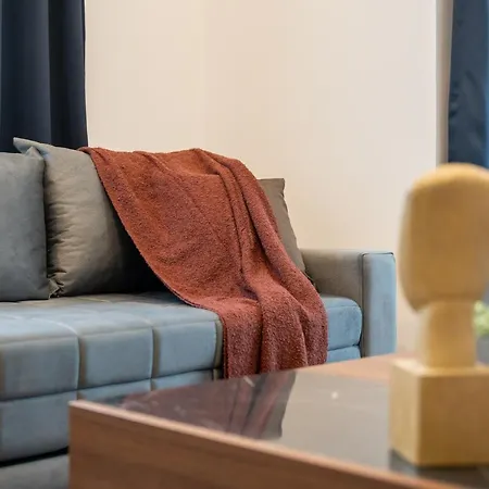 Buzzstays - Spa & Wellness - Privately Managed