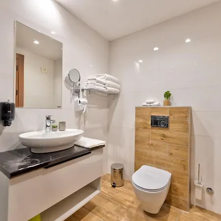 Apartman Buzzstays - Spa & Wellness - Privately Managed